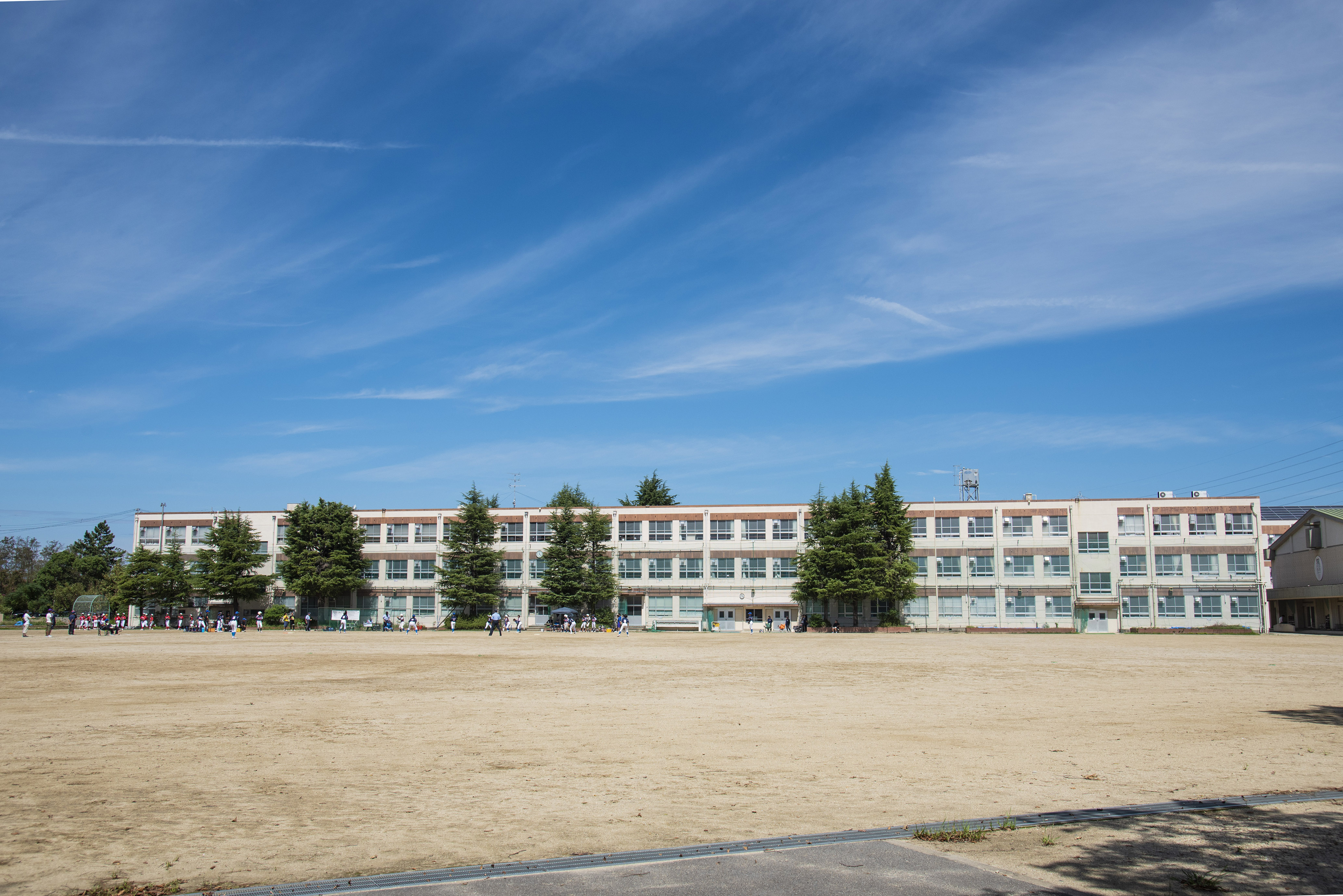 ユニーブル上社 小学校