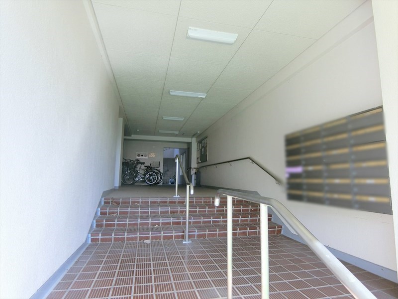 柿生住宅 共用部写真（エントランス）
