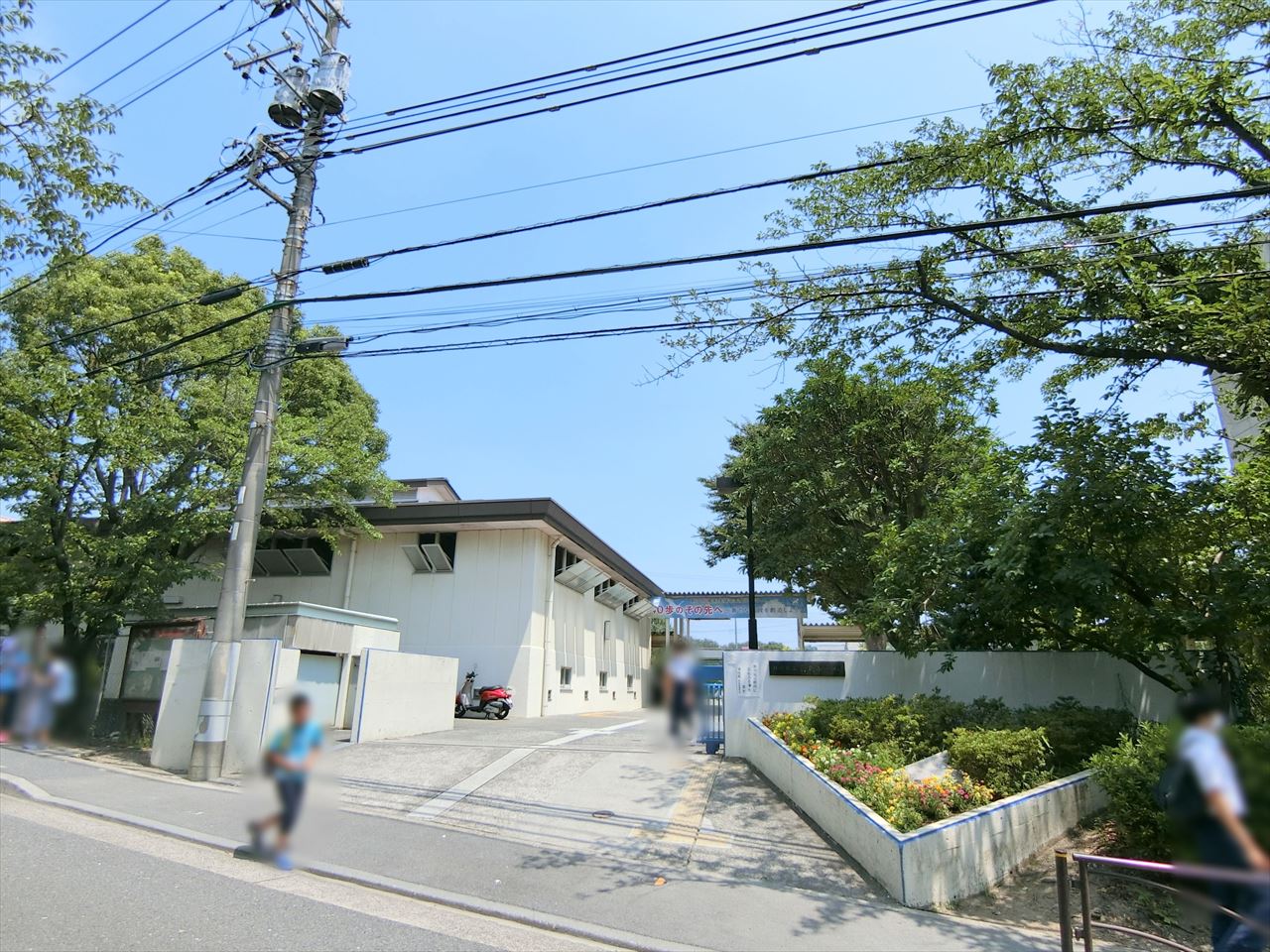 柿生住宅 中学校