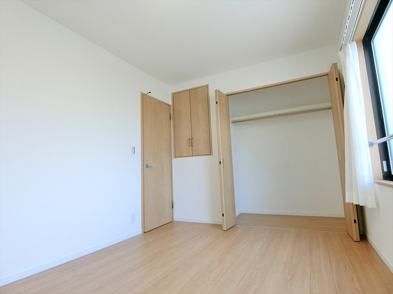 川崎市中原区井田中ノ町戸建 内観写真（子供部屋）