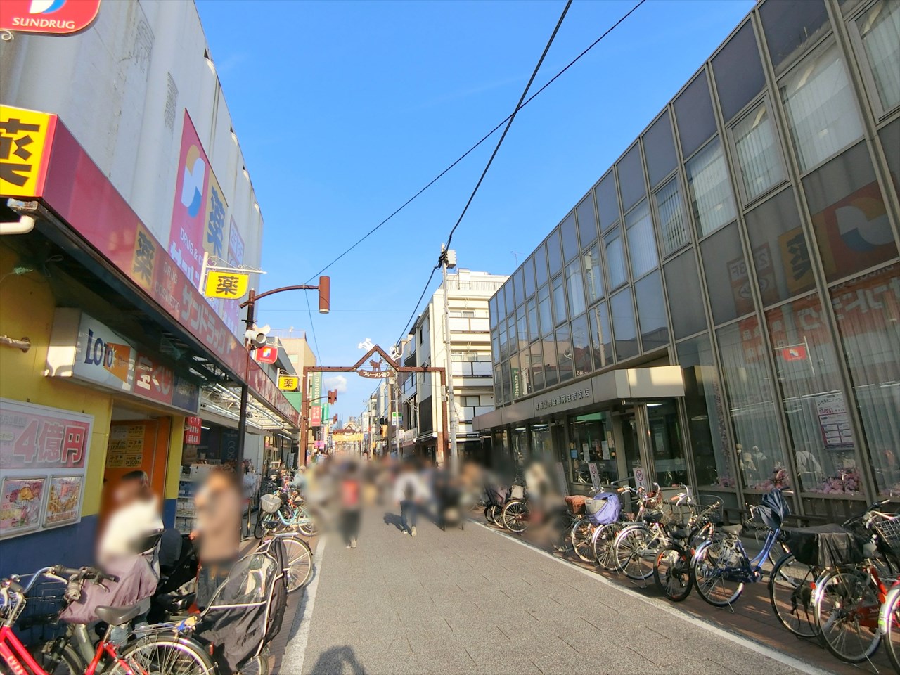川崎市中原区井田中ノ町戸建 商店街