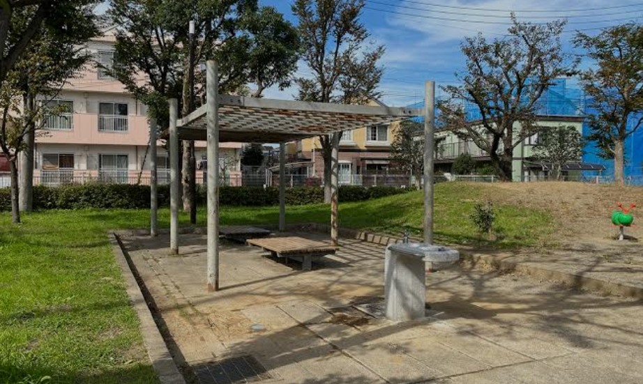 ドメス稲田堤 公園