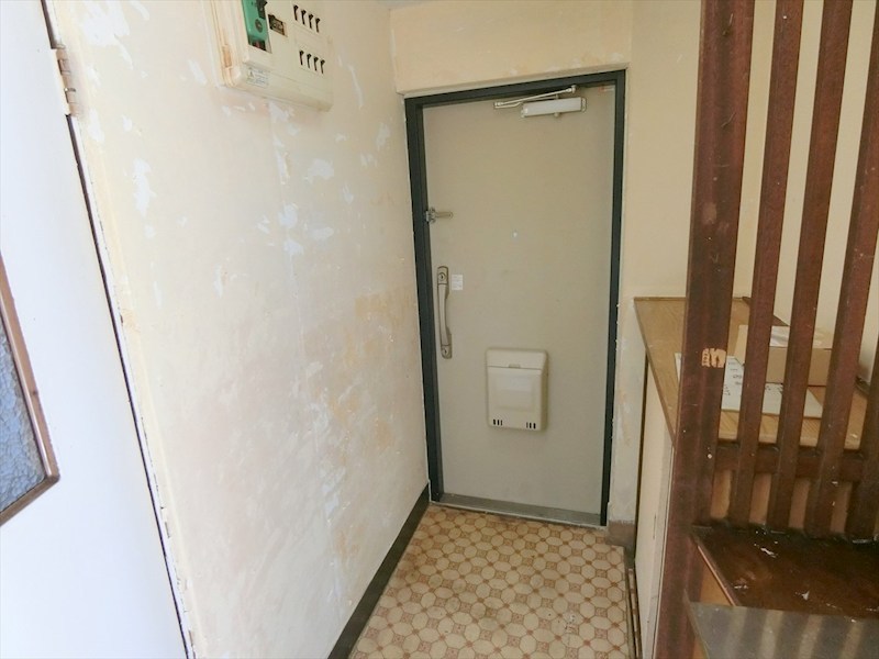 上平間住宅1号棟  現地写真（玄関）