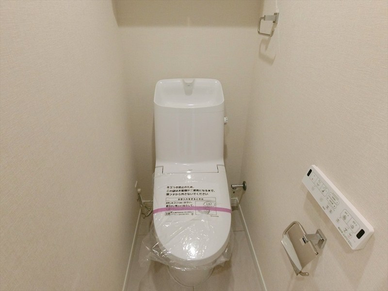 エンゼルハイム日吉 内観写真（トイレ）
