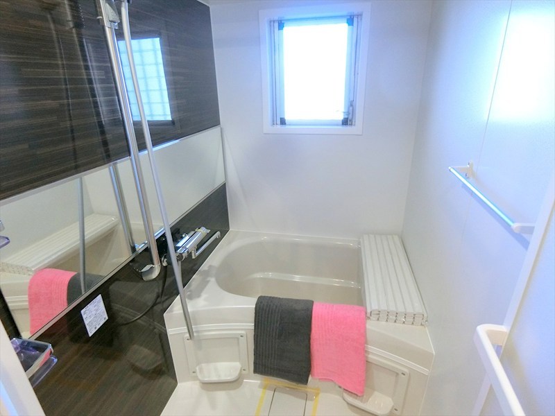東急ドエル江田ビレジA棟 内観写真（浴室）