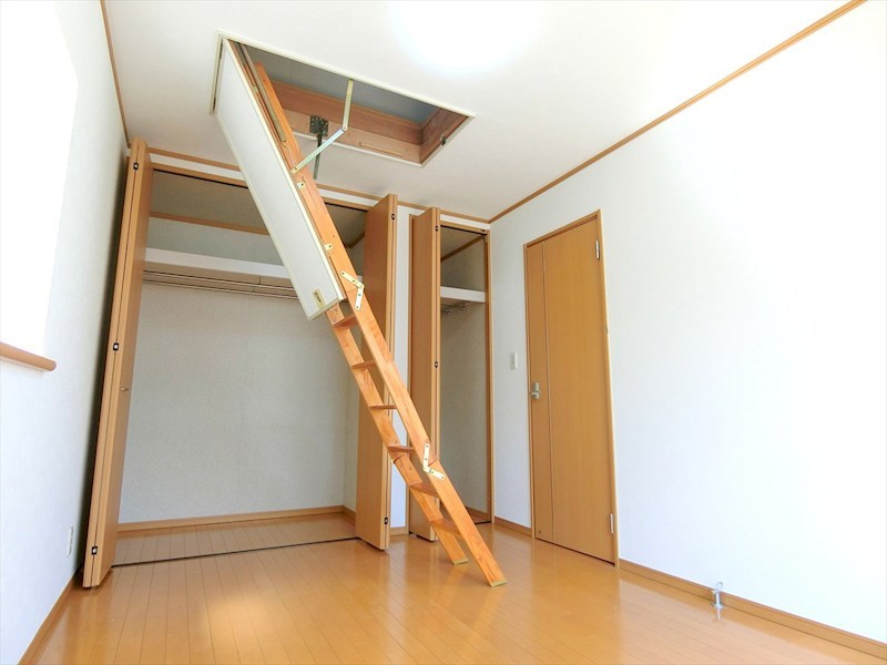 川崎市宮前区潮見台戸建 内観写真（寝室）