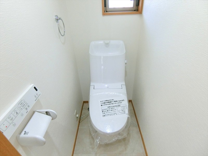 川崎市宮前区潮見台戸建 内観写真（トイレ）