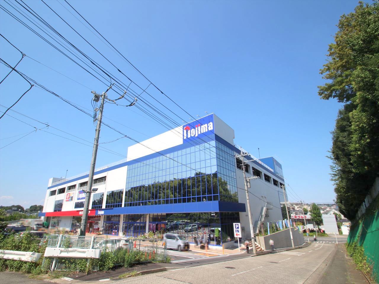 川崎市宮前区潮見台戸建 ショッピング施設