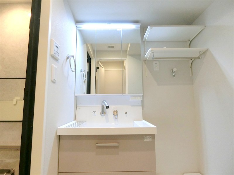 京王向ヶ丘マンション 内観写真（洗面台・洗面所）