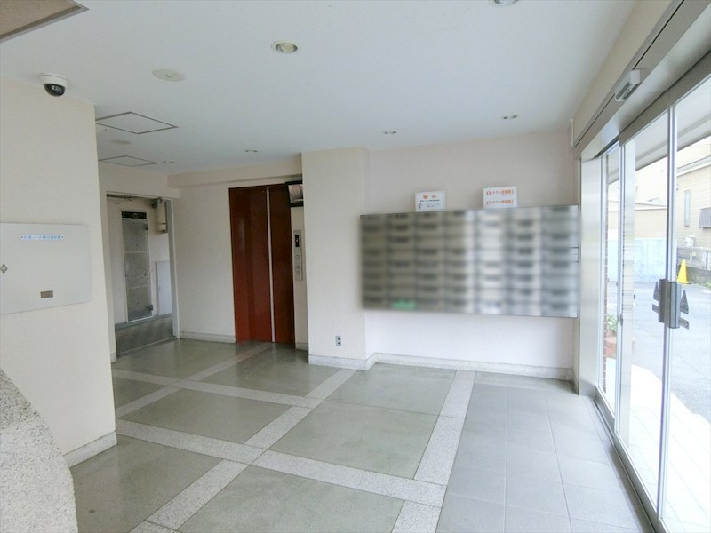 京王向ヶ丘マンション 共用部写真（エントランス）