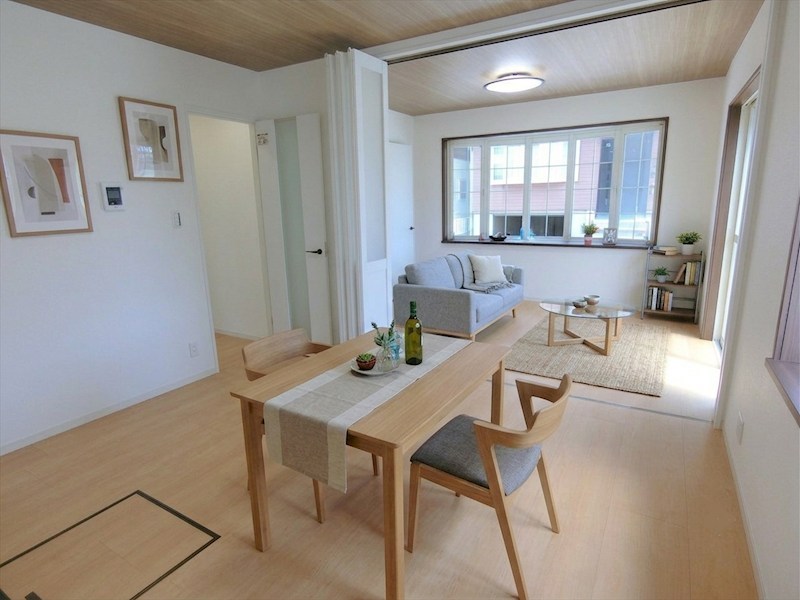 川崎市多摩区菅馬場1丁目戸建 内観写真（リビング）