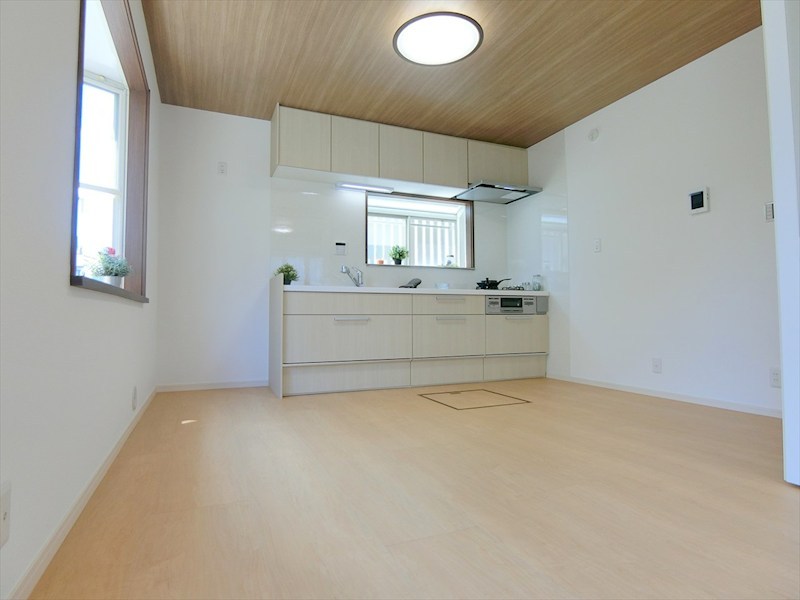 川崎市多摩区菅馬場1丁目戸建 内観写真（リビング）