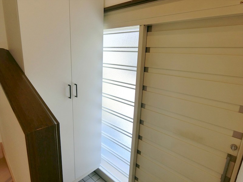 川崎市多摩区菅馬場1丁目戸建 現地写真（玄関）