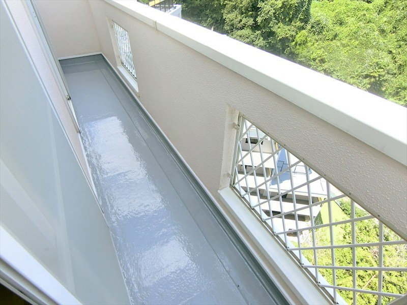 川崎市高津区蟹ケ谷戸建 現地写真（バルコニー）