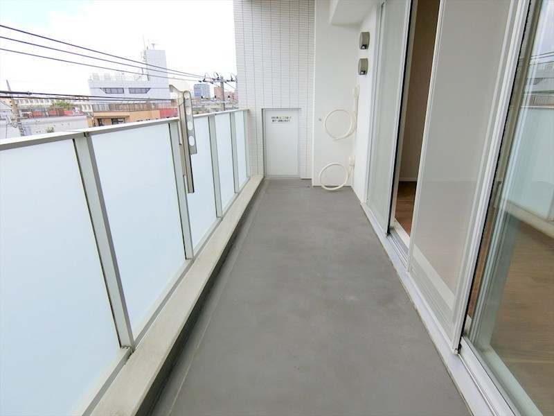 クレッセント新川崎エグゼ 現地写真（バルコニー）