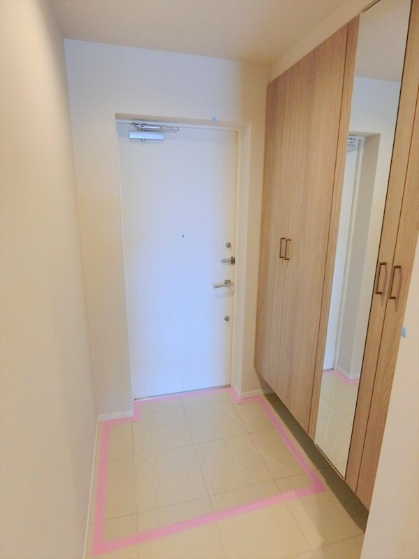 クレッセント新川崎エグゼ 現地写真（玄関）
