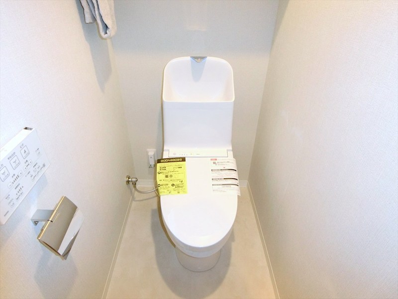 メゾンドール多摩川 内観写真（トイレ）