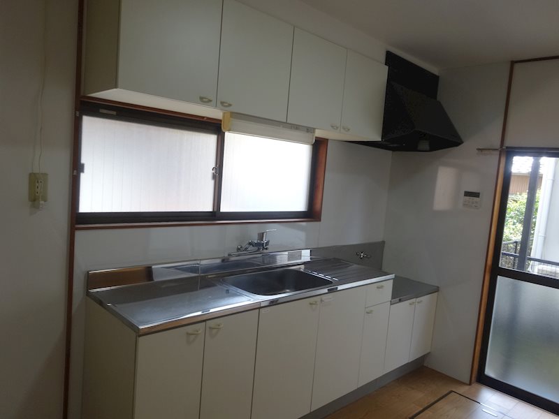 緑区曽根一丁目　中古戸建　　1730万円 内観写真（キッチン）