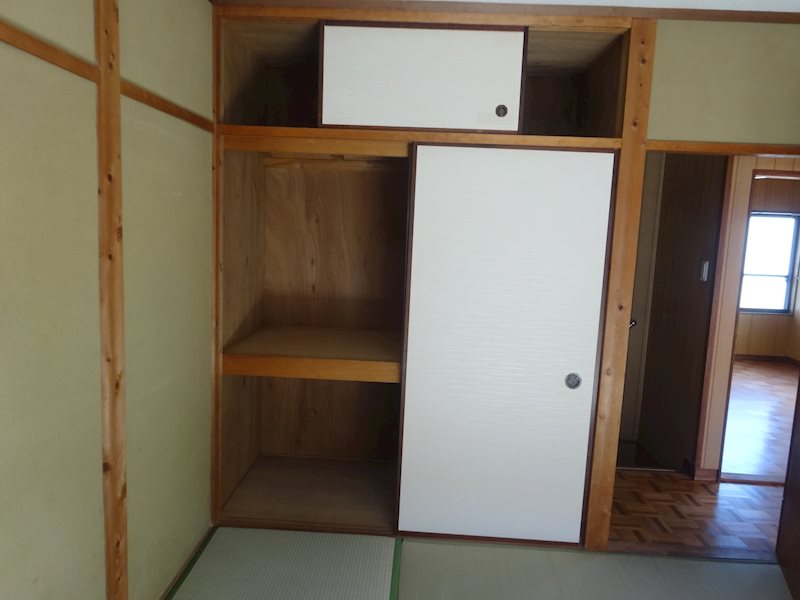 緑区曽根一丁目　中古戸建　　1730万円 内観写真（収納）