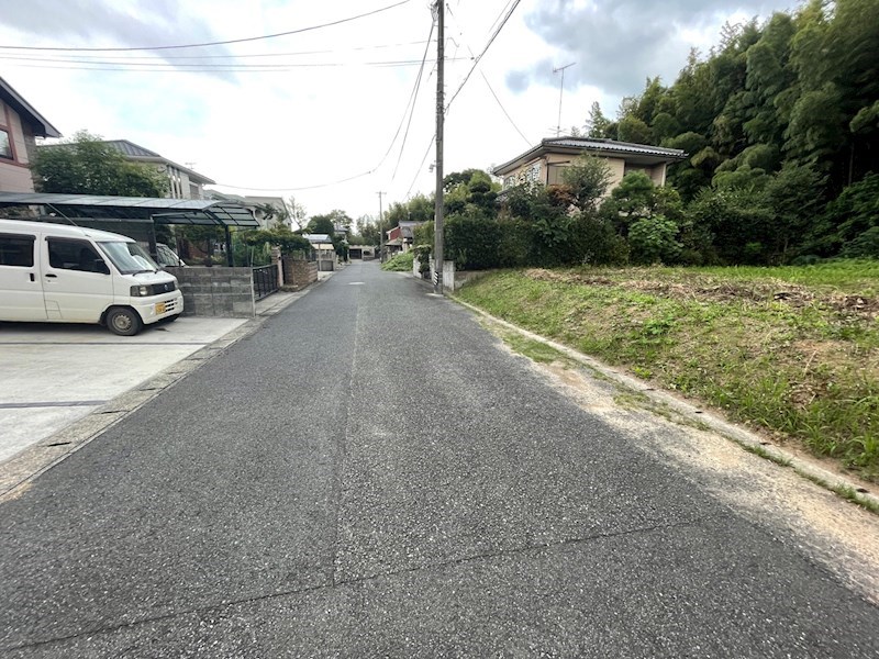 大字前田土地 現地写真（前面道路含む現地写真）
