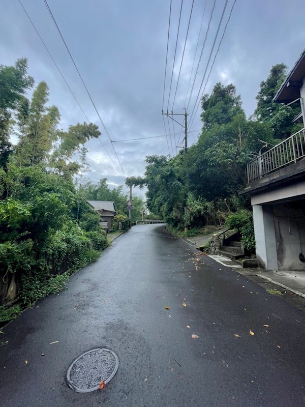 古前二丁目土地 現地写真（前面道路含む現地写真）