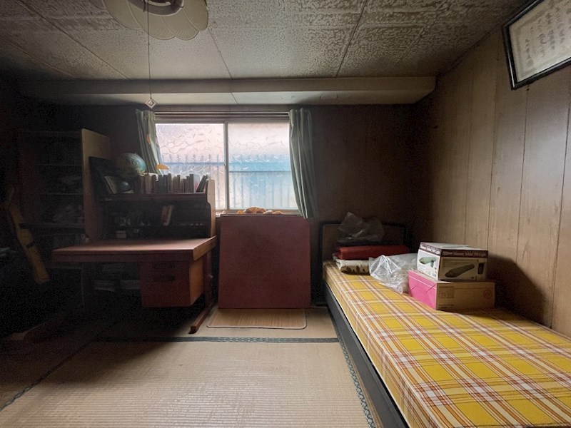 奥田一丁目戸建  内観写真（リビング以外の居室）