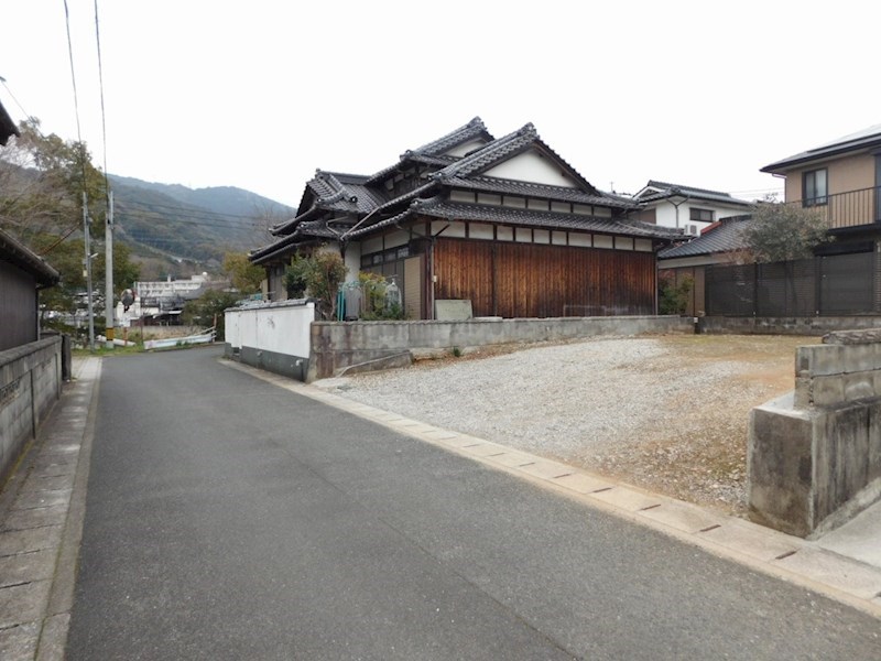 大字尾倉土地 現地写真（前面道路含む現地写真）