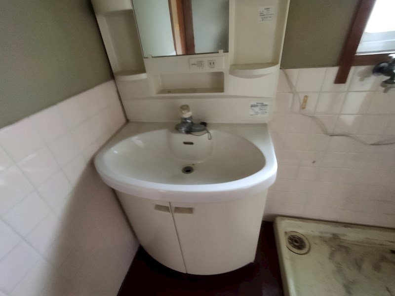 大字植木戸建 内観写真（洗面台・洗面所）