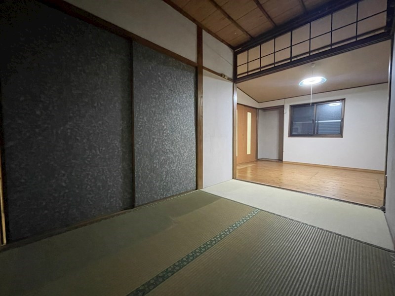 中尾二丁目戸建 内観写真（リビング以外の居室）