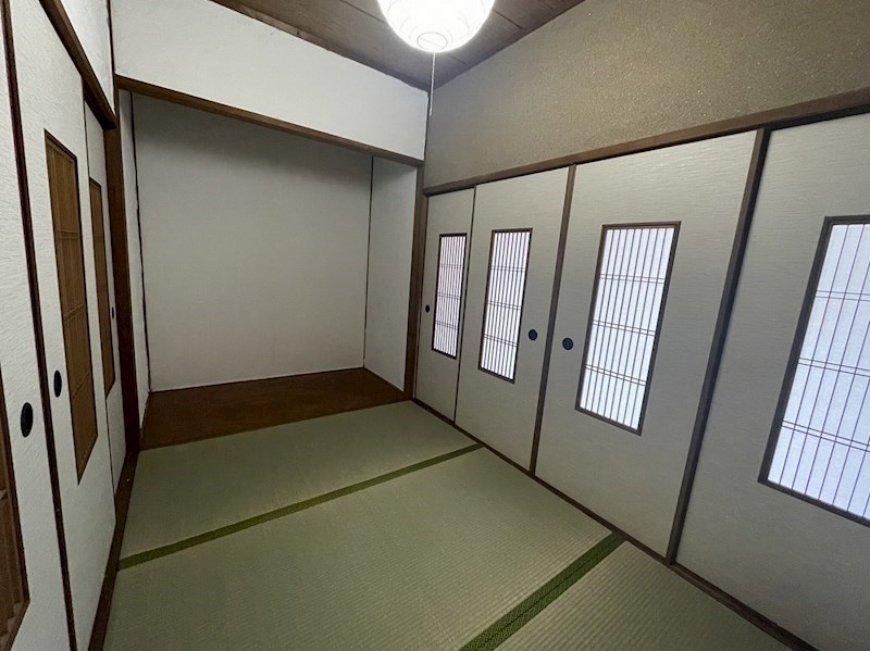 荒手一丁目戸建 内観写真（リビング以外の居室）