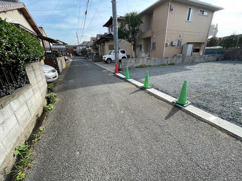 湯川新町二丁目土地 現地写真（前面道路含む現地写真）