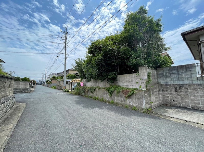 大字小牧土地 現地写真（前面道路含む現地写真）