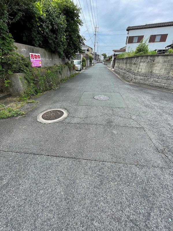 大字小牧土地 現地写真（前面道路含む現地写真）