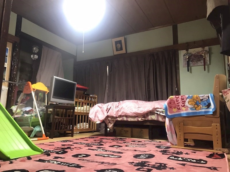 奥田五丁目戸建 内観写真（リビング以外の居室）