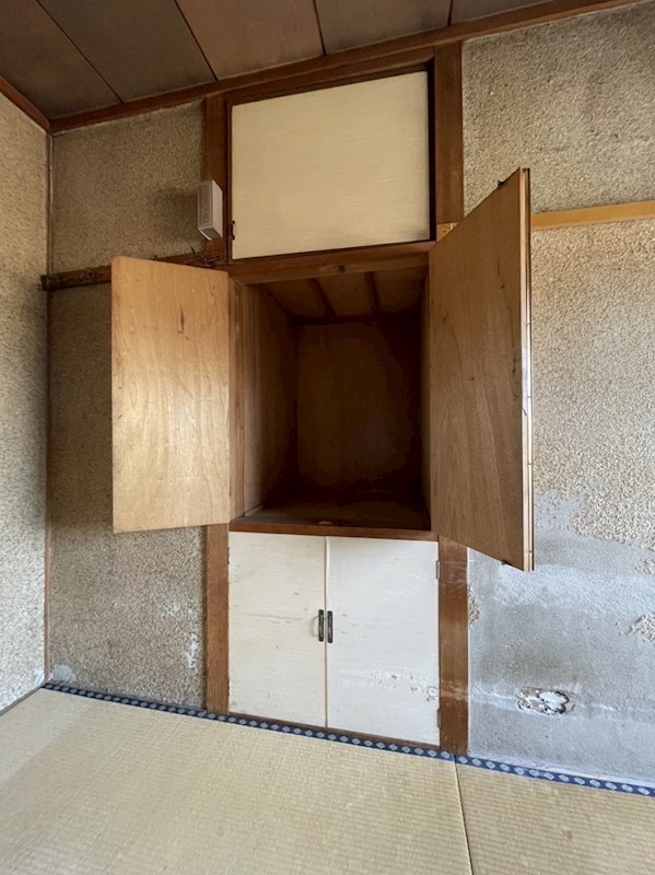 遠賀川三丁目店舗付住居 内観写真（リビング以外の居室）