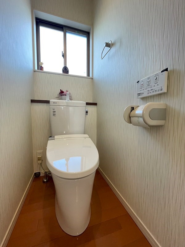 大字市丸戸建 内観写真（トイレ）