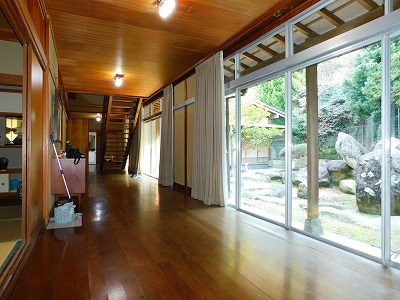 小文字二丁目戸建 内観写真（リビング以外の居室）