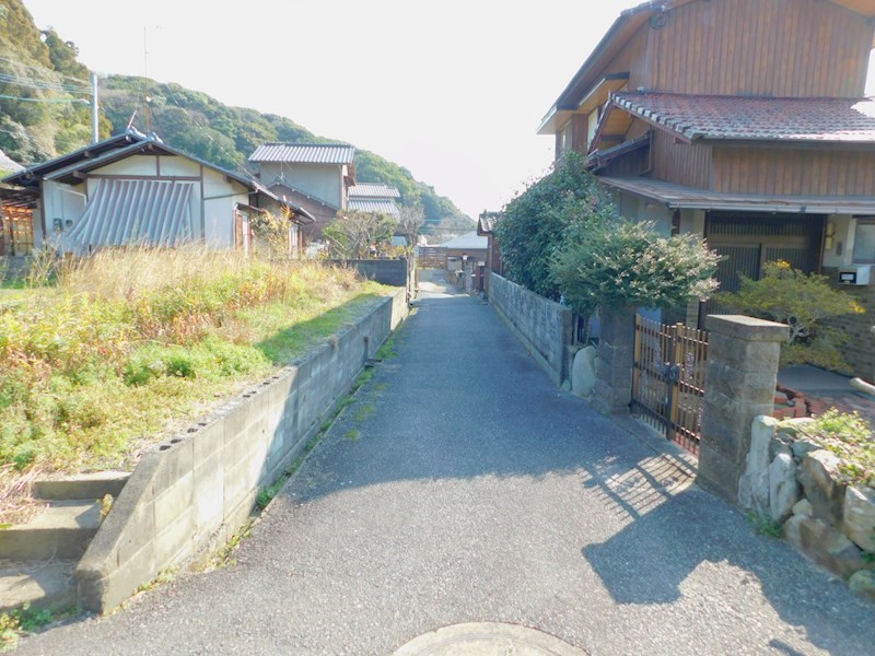 中吉田六丁目土地 現地写真（前面道路含む現地写真）
