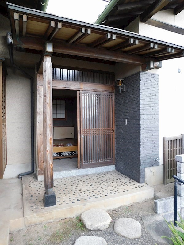 赤坂二丁目戸建 現地写真（玄関）