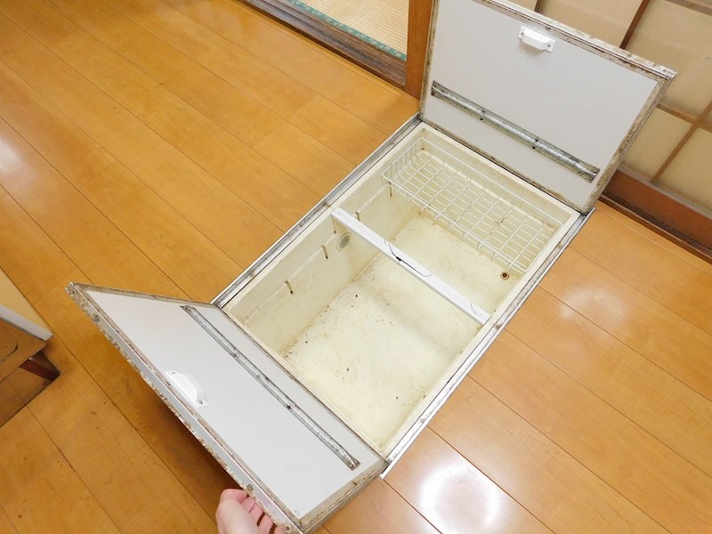 赤坂二丁目戸建 内観写真（収納）