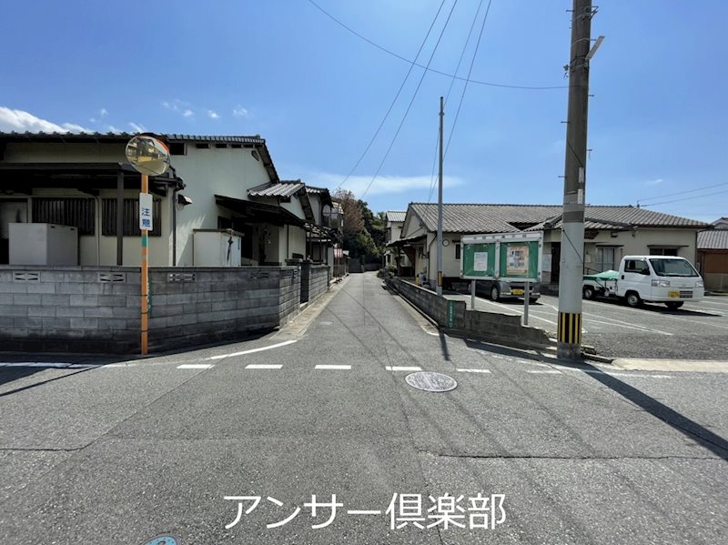東中間三丁目土地 現地写真（前面道路含む現地写真）