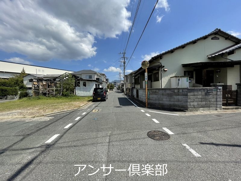 東中間三丁目土地 現地写真（前面道路含む現地写真）
