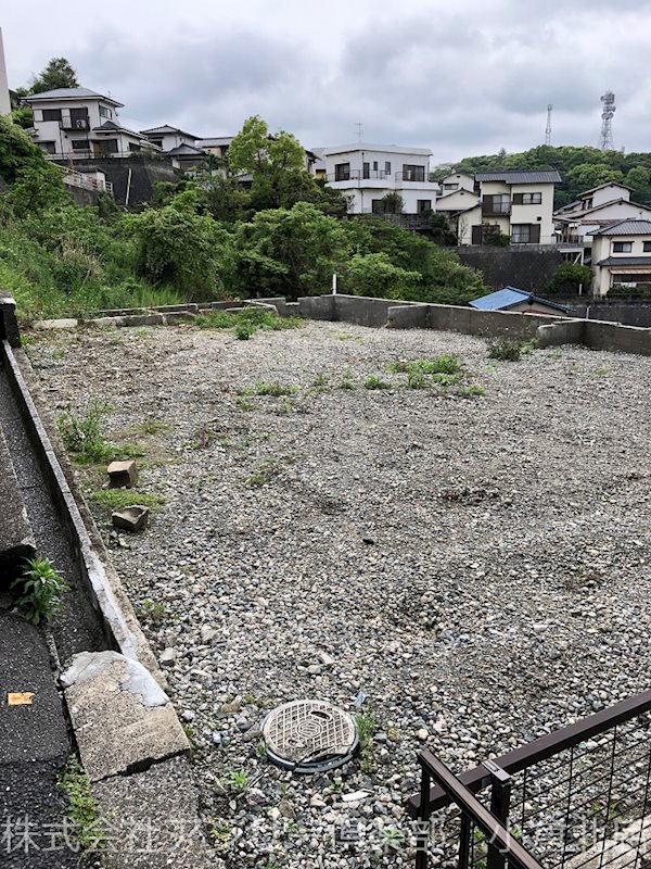 牧山二丁目土地 現地写真（前面道路含む現地写真）