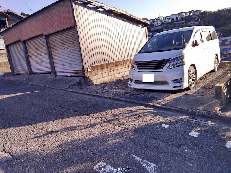 牧山三丁目土地 現地写真（前面道路含む現地写真）