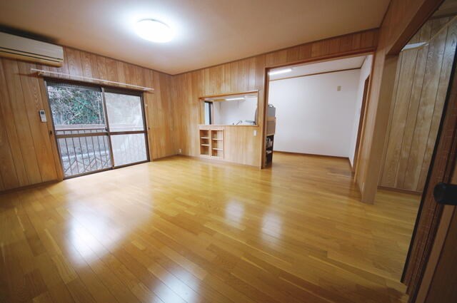 畑谷町戸建 内観写真（リビング）