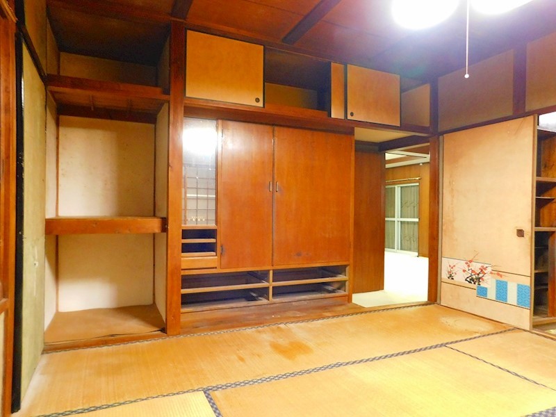 青葉台戸建 内観写真（リビング以外の居室）