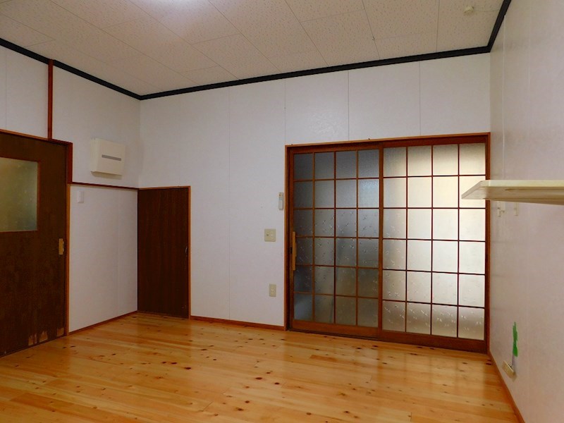 南若園町戸建 内観写真（リビング）