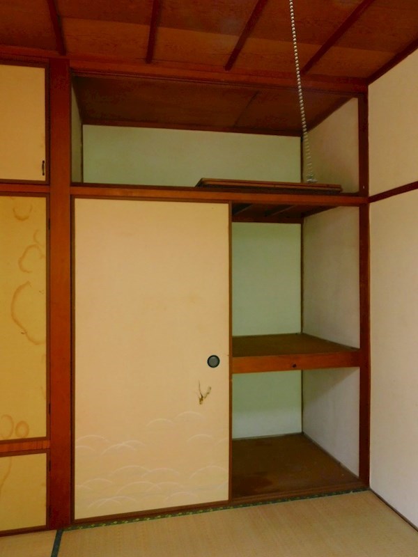 南若園町戸建 内観写真（収納）