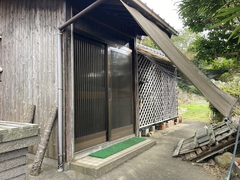 恒見町戸建 現地写真（玄関）