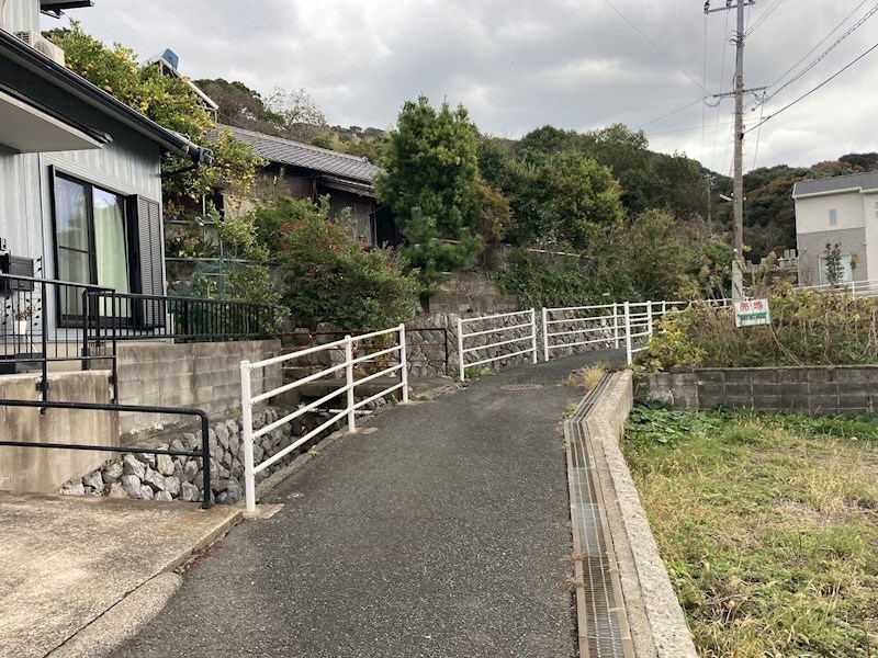 恒見町戸建 現地写真（前面道路含む現地写真）